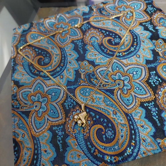 18K Roller 🛼 Skate Pendant With 18K Miami Cuban Link Chain - Picture 5 of 8